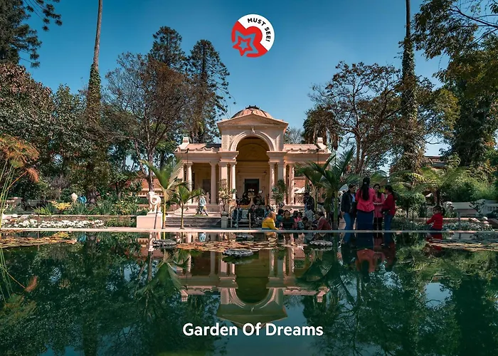 Hotel Oyo 135 Lost Garden And