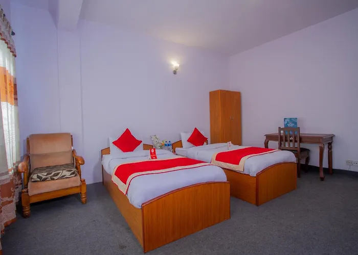Hotel Oyo 135 Lost Garden And 2*